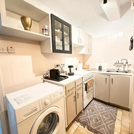 Sea And Breeze 1br לרנקה